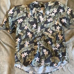 PacSun Floral Hawaiian